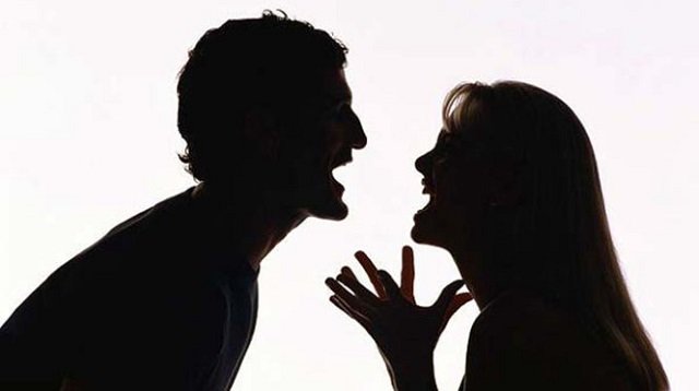 Vợ chồng lạ cãi nhau là điềm báo về sức khoẻ của bạn